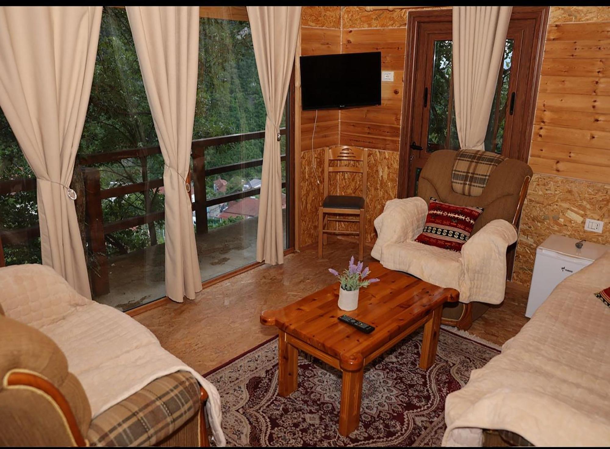 Kurora E Gjelber Resort Peshkopi Exterior photo