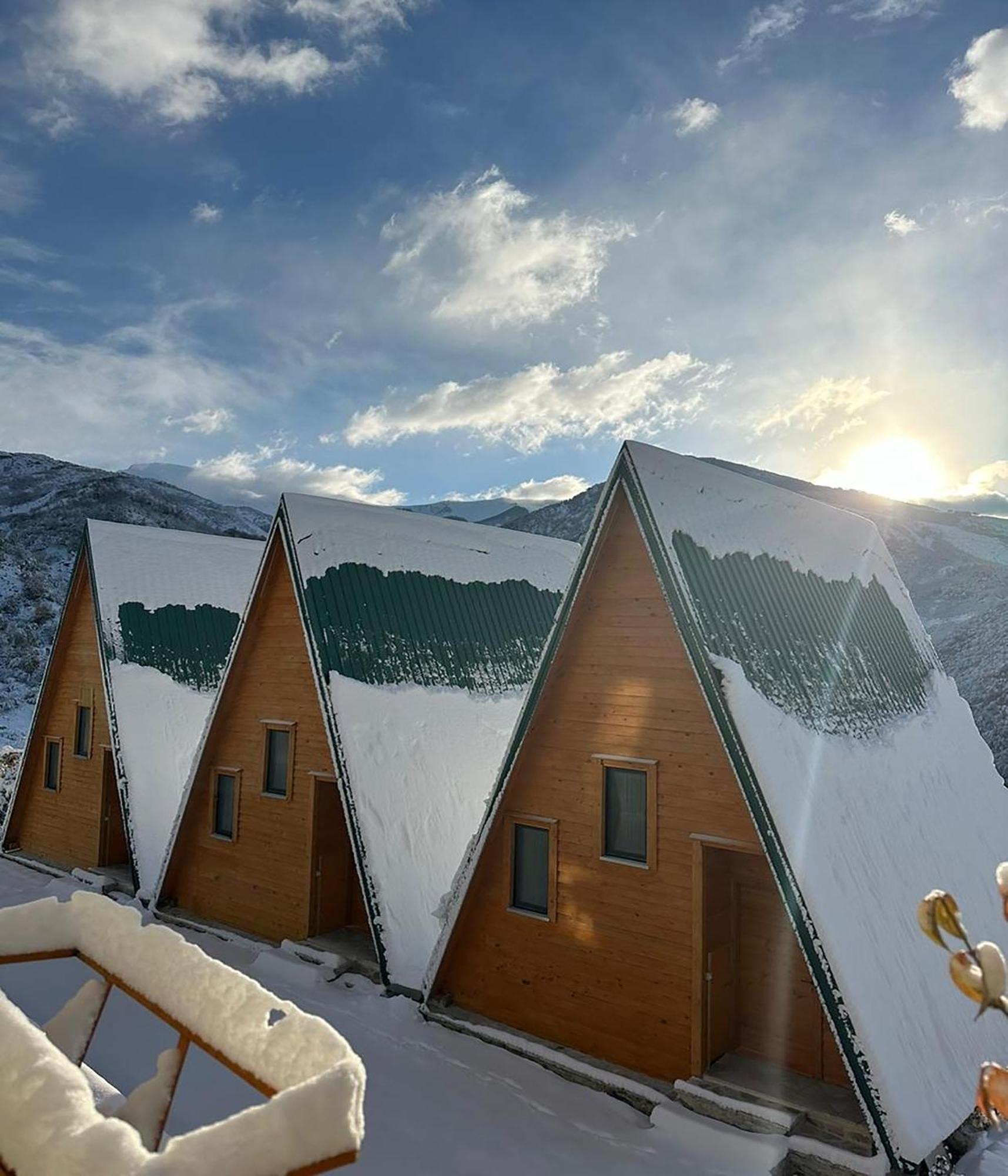Kurora E Gjelber Resort Peshkopi Exterior photo