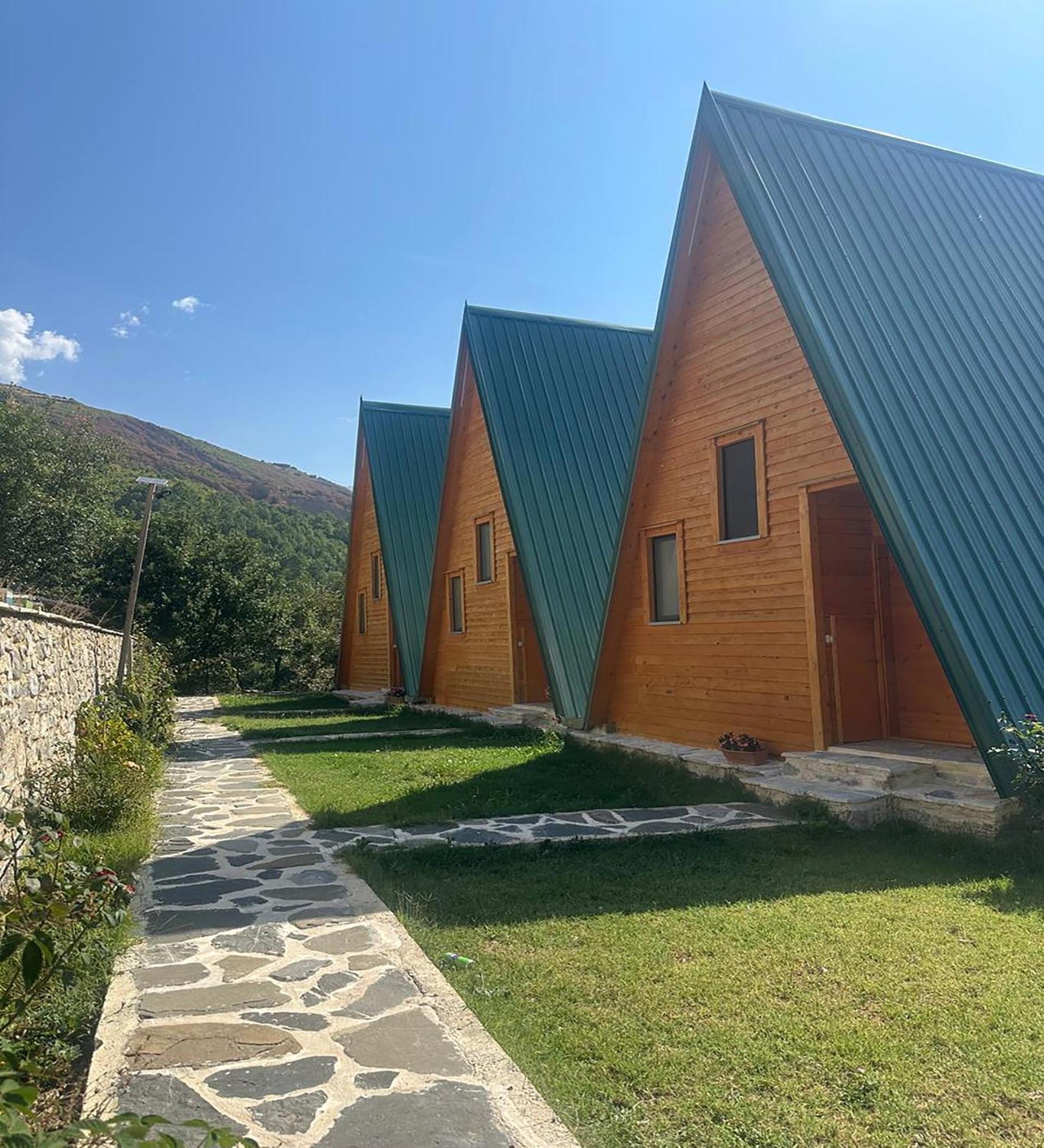 Kurora E Gjelber Resort Peshkopi Exterior photo